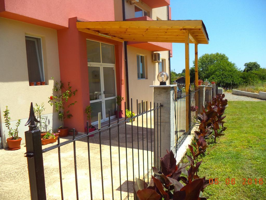 Sveti Georgi Guest House Sozopol Zewnętrze zdjęcie
